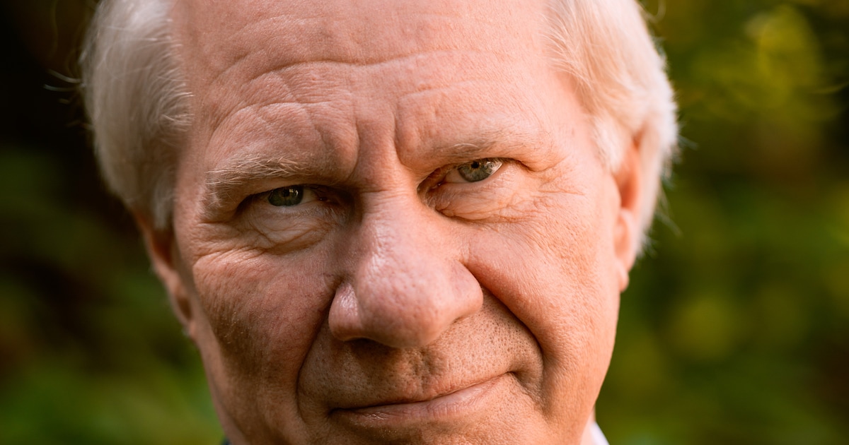 Jan Brokken brengt Praag, Boedapest en melancholie tot leven met muziek en verhalen