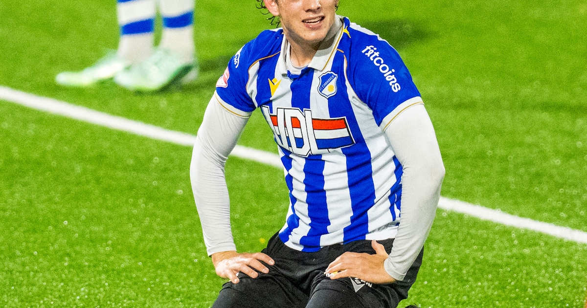 LIVE | FC Eindhoven ondanks kansenregen halverwege nog op gelijke hoogte tegen Jong PSV