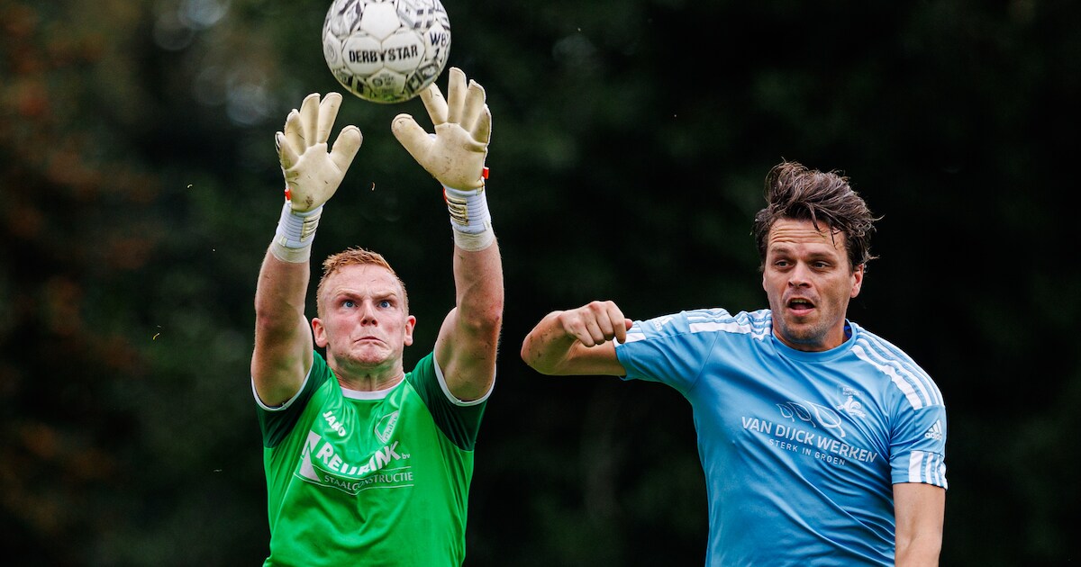 Grote broer RKDSV pakt ‘heel laat’ nog een punt in derby tegen EDN’56: ‘Veel tevreden dorpsgenoten’