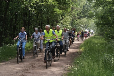 Fietstocht met foto-opdrachten en spelletjes in Tongelre: routes van 20 tot 30 km