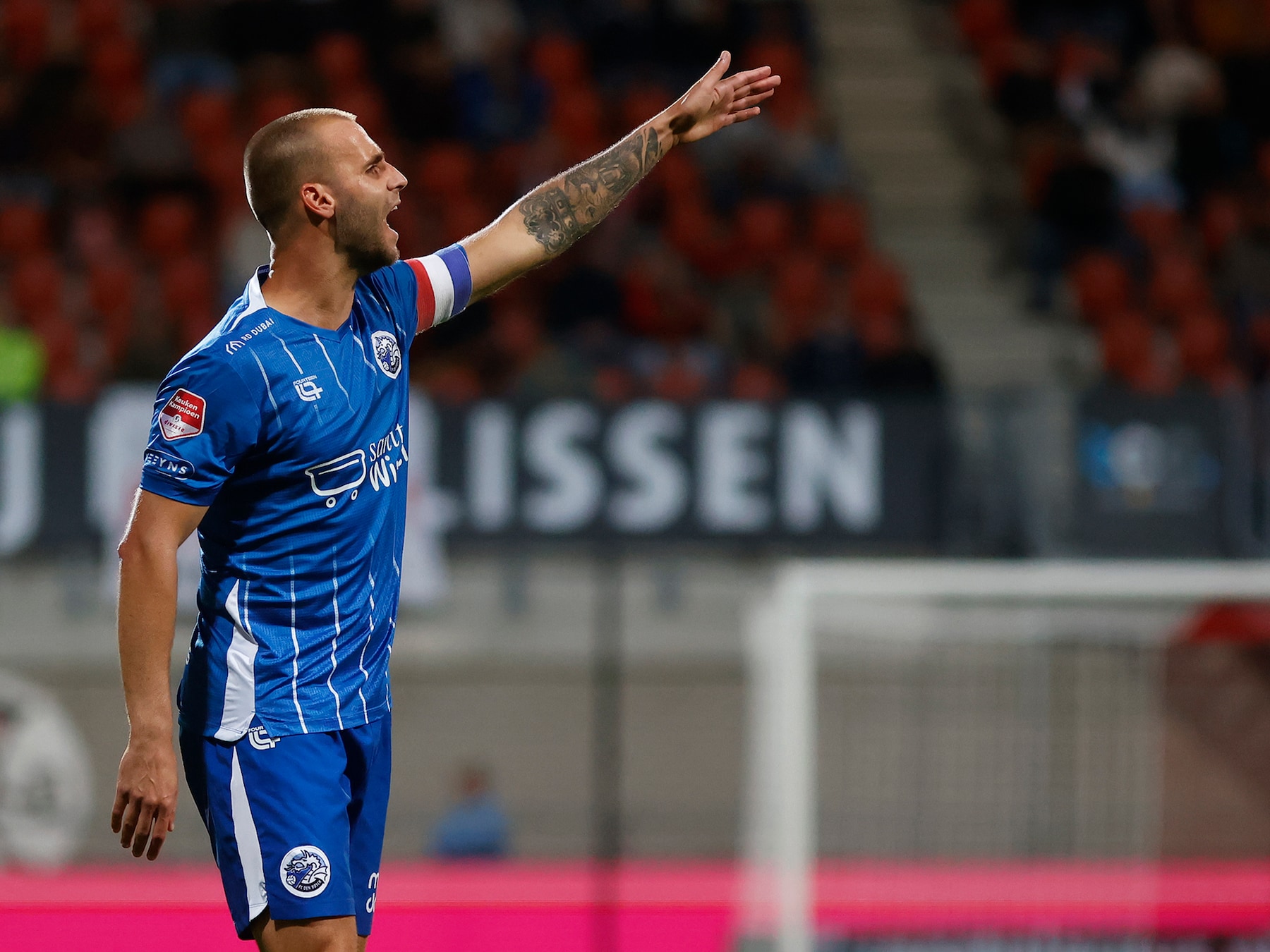 Danny Verbeek en de club liggen op ramkoers en nóg een smeulend vuurtje bij FC Den Bosch