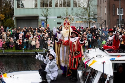 Sinterklaas begint aan zijn 21ste logeerpartijtje in kasteel van Helmond