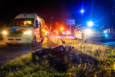 Twee gewonden bij frontale botsing in Eindhoven, één ernstig