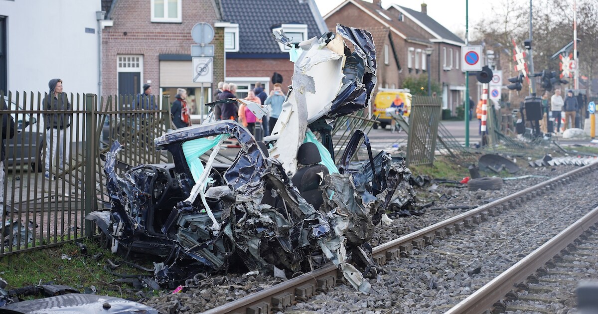Tijdelijk geen treinen tussen Breda en Tilburg door ravage op het spoor ...