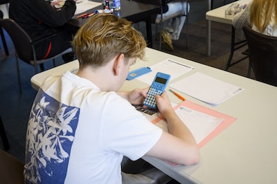 Spannendste weken schooltijd van start: 3127 leerlingen in Eindhoven doen eindexamen