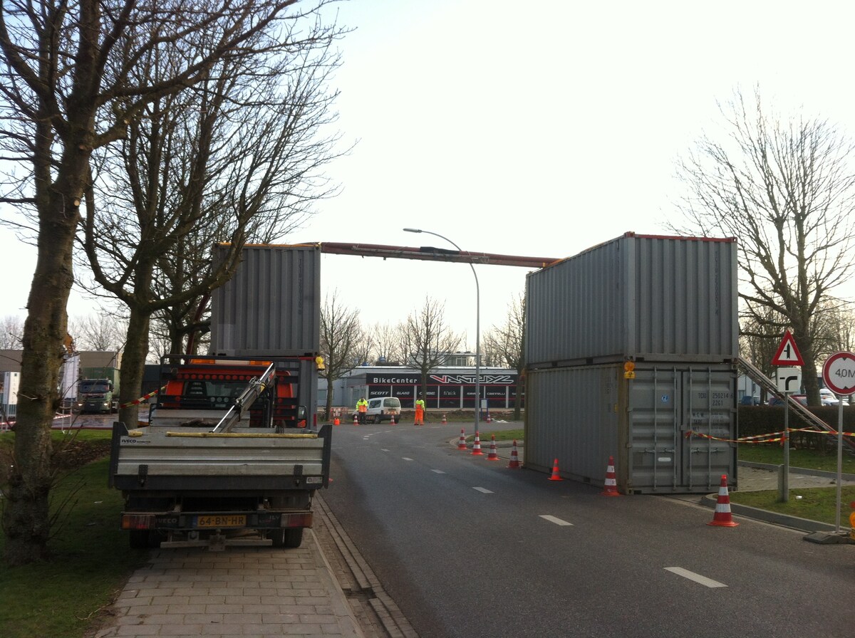 *Update, 20.15 u* Meeste vuur bij bedrijf Zaltbommel geblust ...