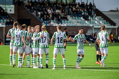 Achilles Veen sinmpel naar volgende ronde, Roda Boys vergaloppeert zich