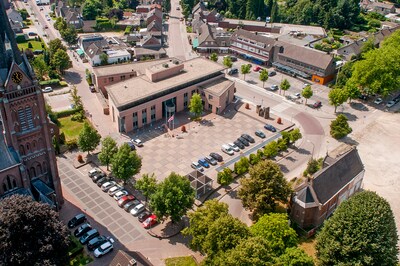 Debat over sloop oude gemeentehuis laait op: ‘Sloop is kapitaalvernietiging’