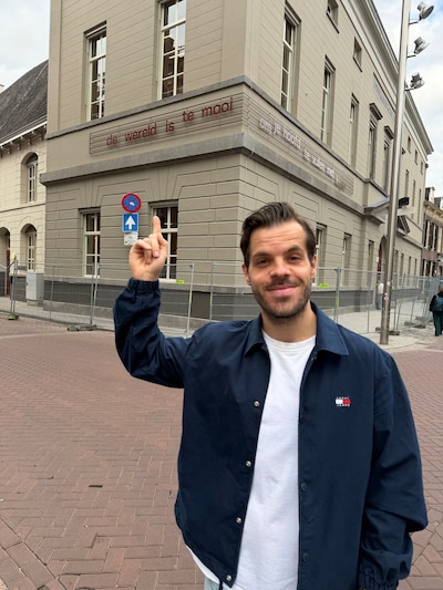 Van social media naar de gevel van Huis73: Bossche Sarcasper