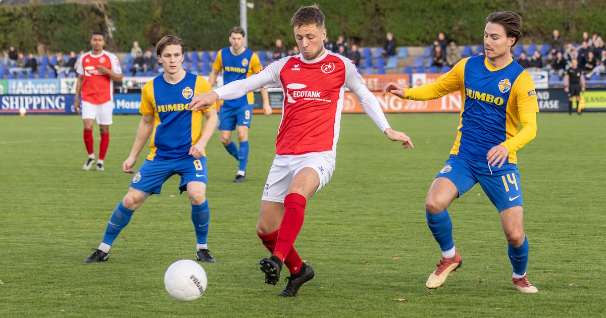 Dit zijn de uitslagen, doelpuntenmakers en wedstrijdverslagen van het amateurvoetbal op zaterdag