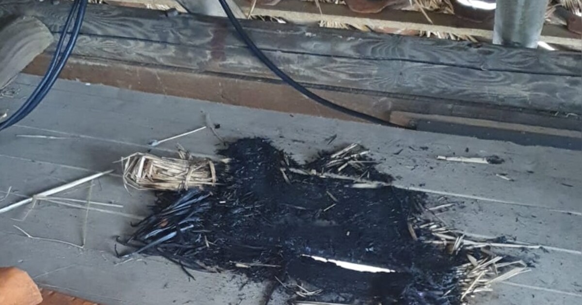 Onbekenden stichten brand op hooizolder van kerststal in Hapert: gat in plafond door vuurtje