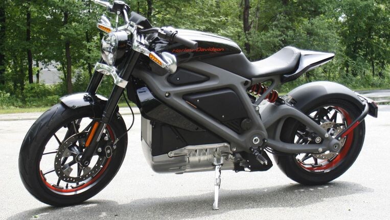 Harley-rijders kunnen volgend jaar op zoek naar een stopcontact | Foto ...
