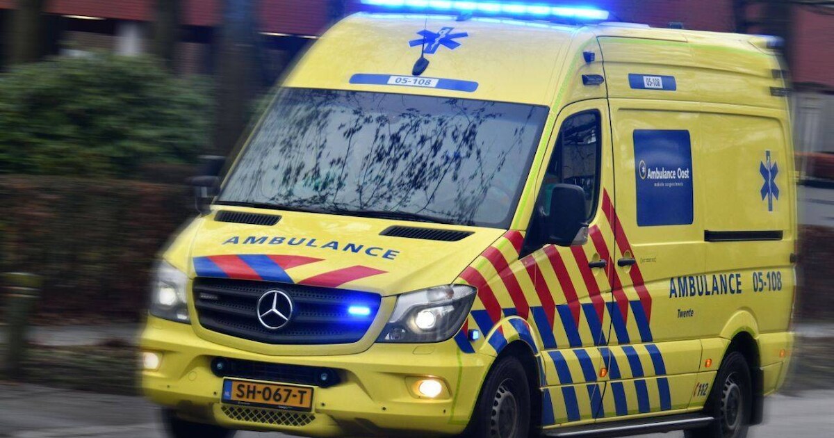 Ambulance met spoed naar Hurwenen