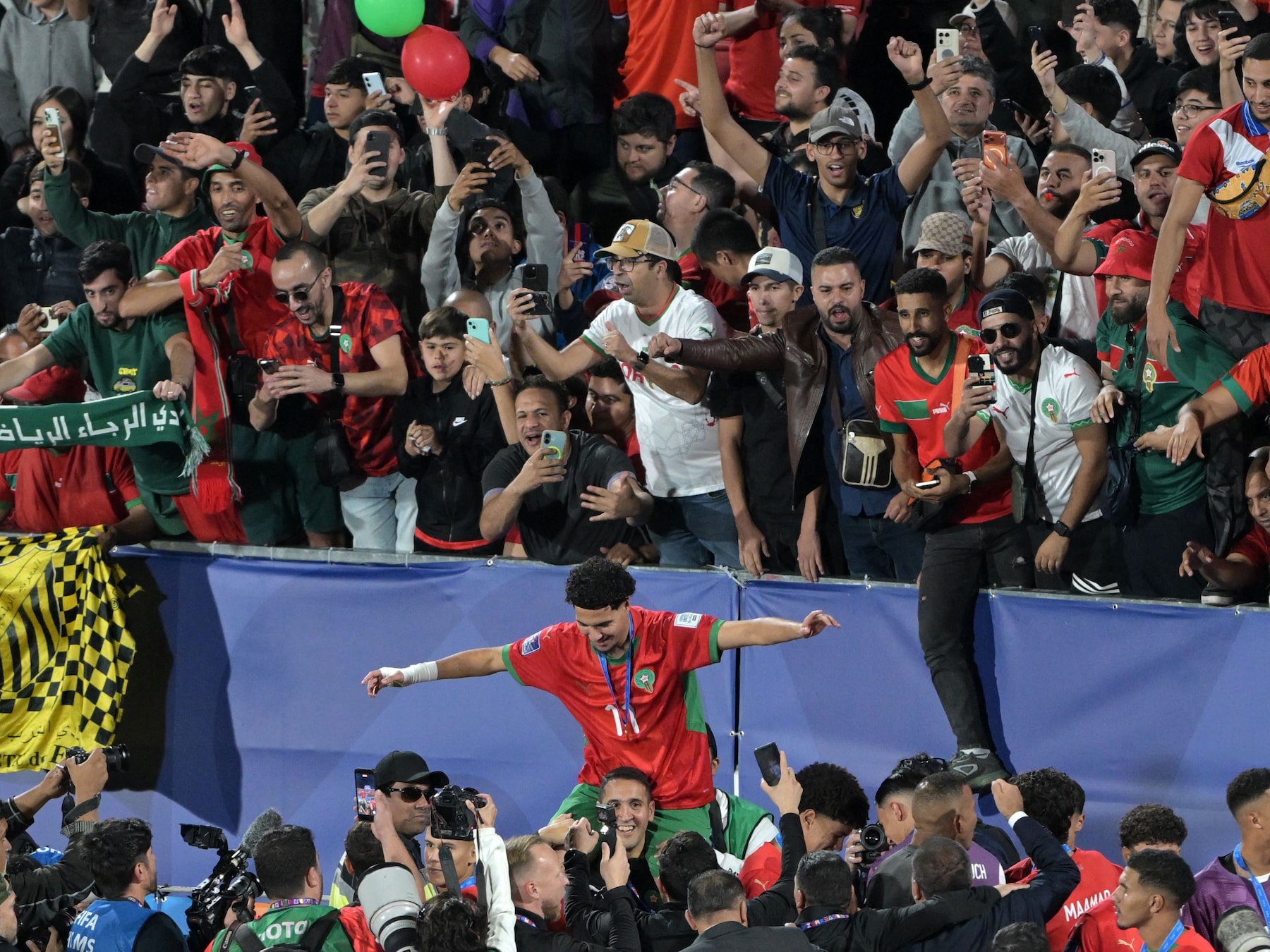 FC Den Bosch-talent zet Marokko op z’n kop met titel op jeugd-WK: ‘Alle mooie voetballanden naar huis gestuurd’