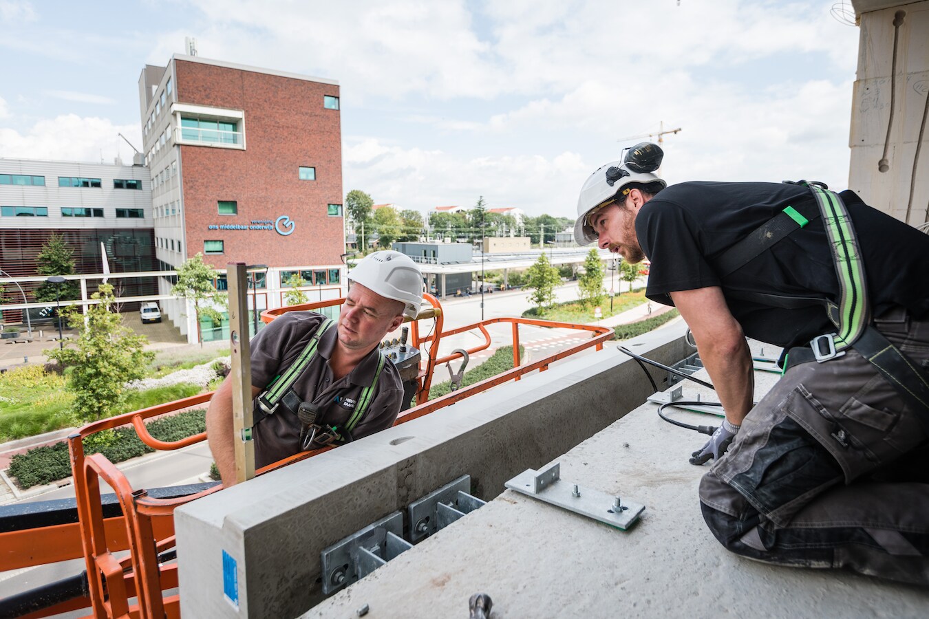 voor-toon-is-er-veral-in-de-bouw-werk-foto-bd-nl