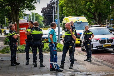Man gewond aan hoofd na val uit metershoog raam in Eindhoven, vermoedelijk onder invloed van alcohol