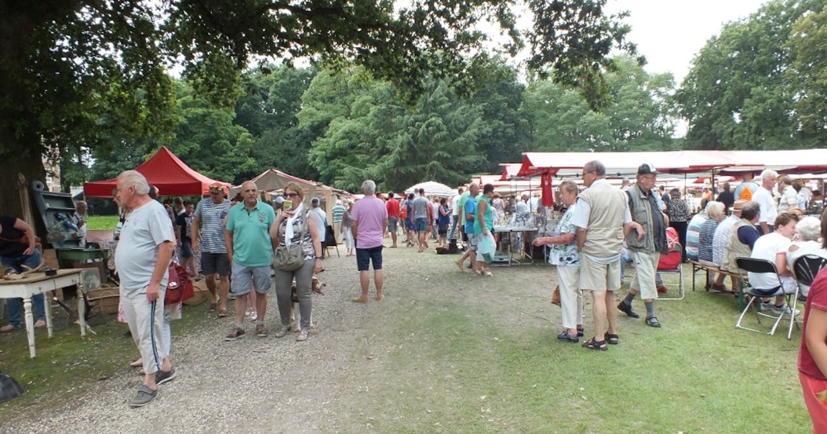 Antiekmarkt op landgoed Mariënwaerdt in Beesd