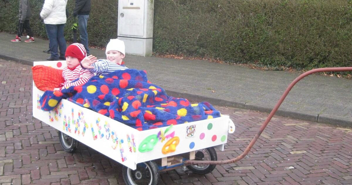 Wagens en loopgroepen maken alles goed in Klaiendam (Dussen)