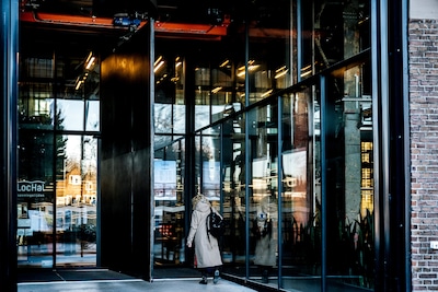 Mini-expositie over Hotel Central te zien in Bibliotheek LocHal in Tilburg