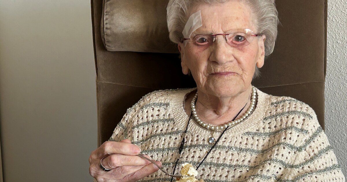 Dora viert 105de verjaardag in Asten: ‘Ze is heel opgewekt en fris van ...
