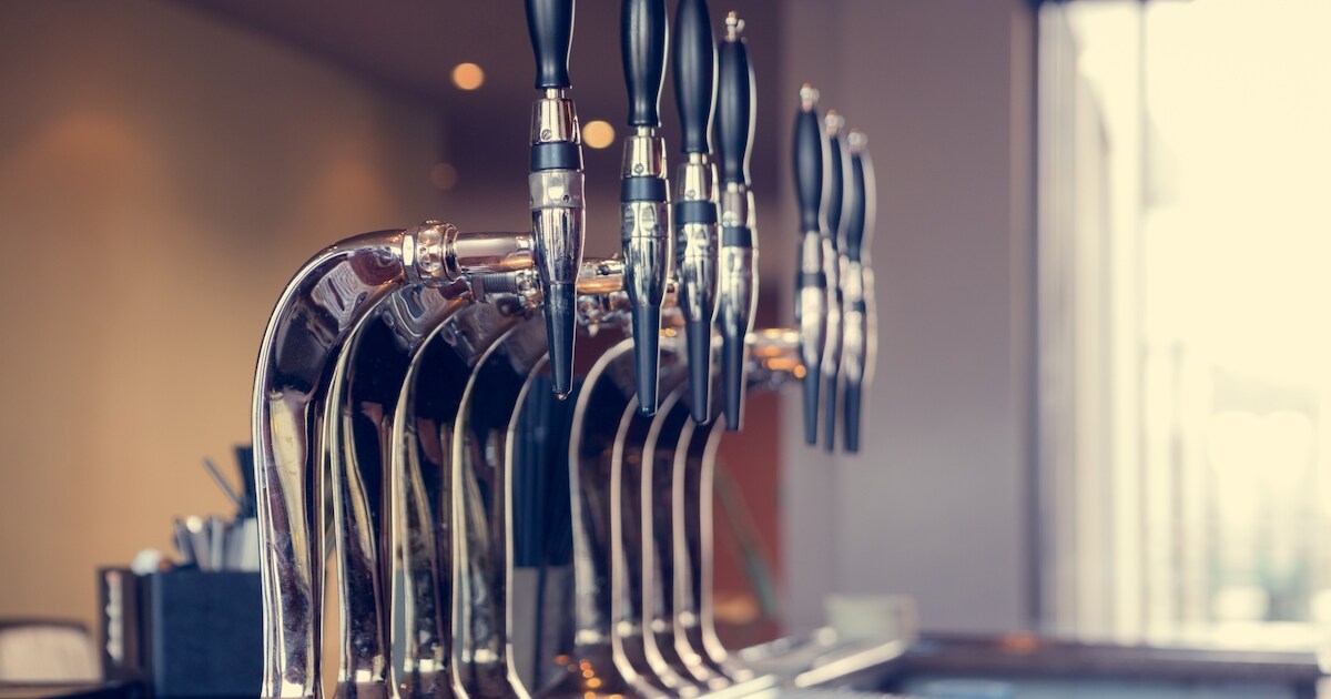 Korvel kijkt naar biergeschiedenis met lezing en bierproeverij