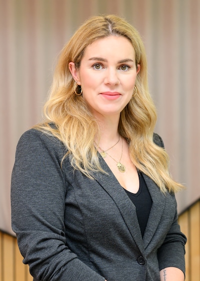 Rechtse partijen in Oss dienen motie van wantrouwen in tegen asielwethouder Hilde de Wit (VVD)