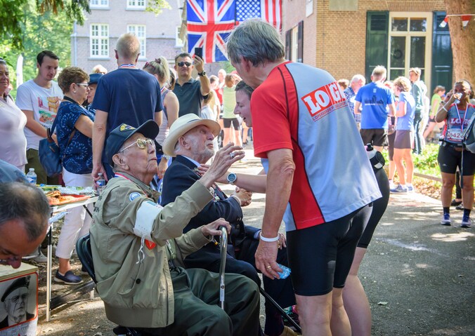Freedom Run/Liberty Loop in Geldrop; met ook halve marathon | Regio | BD.nl
