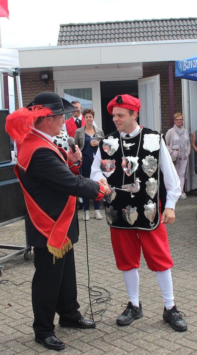 Nieuwe Gilde- en Jeugdkoning bij Sint Lambertus in Maren-Kessel | Regio ...