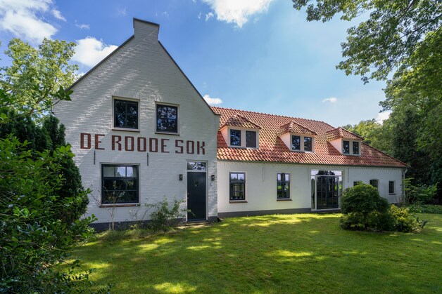 Van het ene naar het andere kamertje in De Roode Sok in Middelrode ...