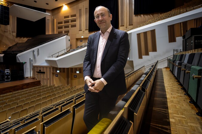 Z’n belofte heeft Edo Righini waargemaakt met Muziekgebouw: ‘Ik ...