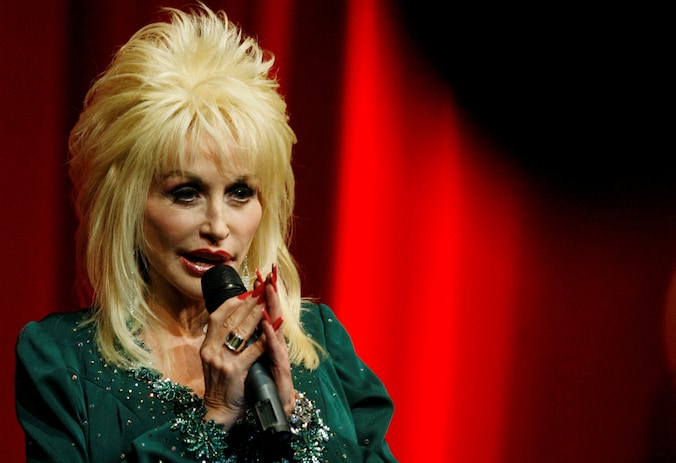 dolly-parton-vertelde-n-anekdote-steeds-met-plezier-ik-ben-er