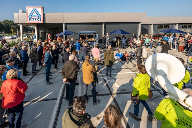 Aldi in Reek blijft, maar verhuist naar overkant van de straat | Regio ...