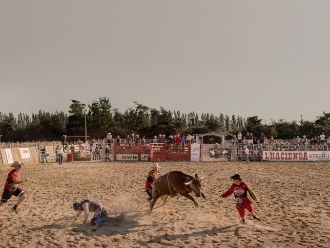 Gebroken ribben, hersenschudding; Björn maakte een fotoboek over rodeo ...