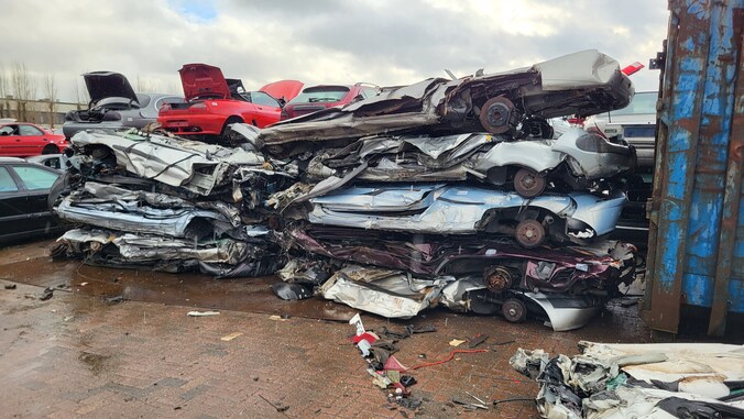Niet eerder reden we zo lang door met onze auto's: pas met 20 jaar rijp ...