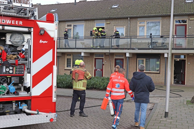 Verwarde man die buurt teisterde heeft roer omgegooid: ‘Hier zit echt ...