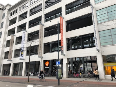 Bibliotheek Eindhoven houdt zondag Engelstalige bijeenkomsten over verandering en veerkracht