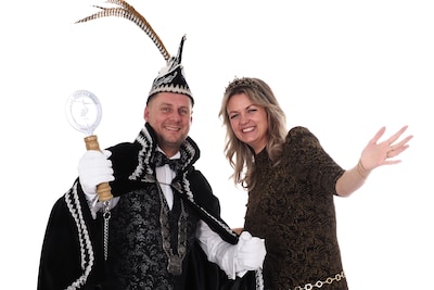 Ondernemer Willem en kapster Nicole prins en prinses van de Oivers in Eerde