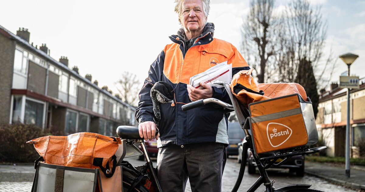 Stan (70) ging na zijn pensioen post bezorgen: ‘Ben graag buiten en kan ...