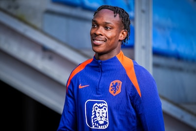 Een jongen van de straat die hard moest werken om de top te halen: dit is Oranje-spits Emmanuel Emegha