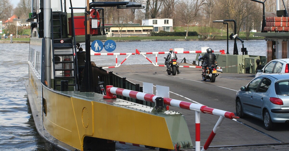 Tot 29 juni langer wachten bij Capelse veer | Waalwijk