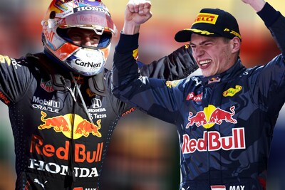 https://images.bd.nl/ZTg5Y2ViZTcxNDlkNWFlNzgxNTcvZGlvLzI2NjMzMDU4NS9maXQtd2lkdGgvNDAw/max-verstappen-in-2025-en-in-2016