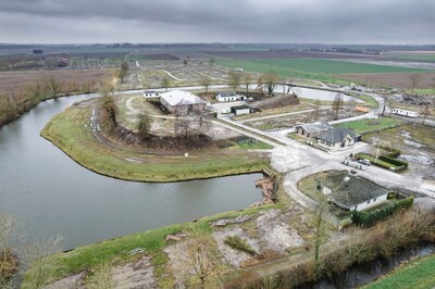 Fort Bovensluis Willemstad is nu een gemeentelijk monument: eigenaar moet erfgoed in stand houden