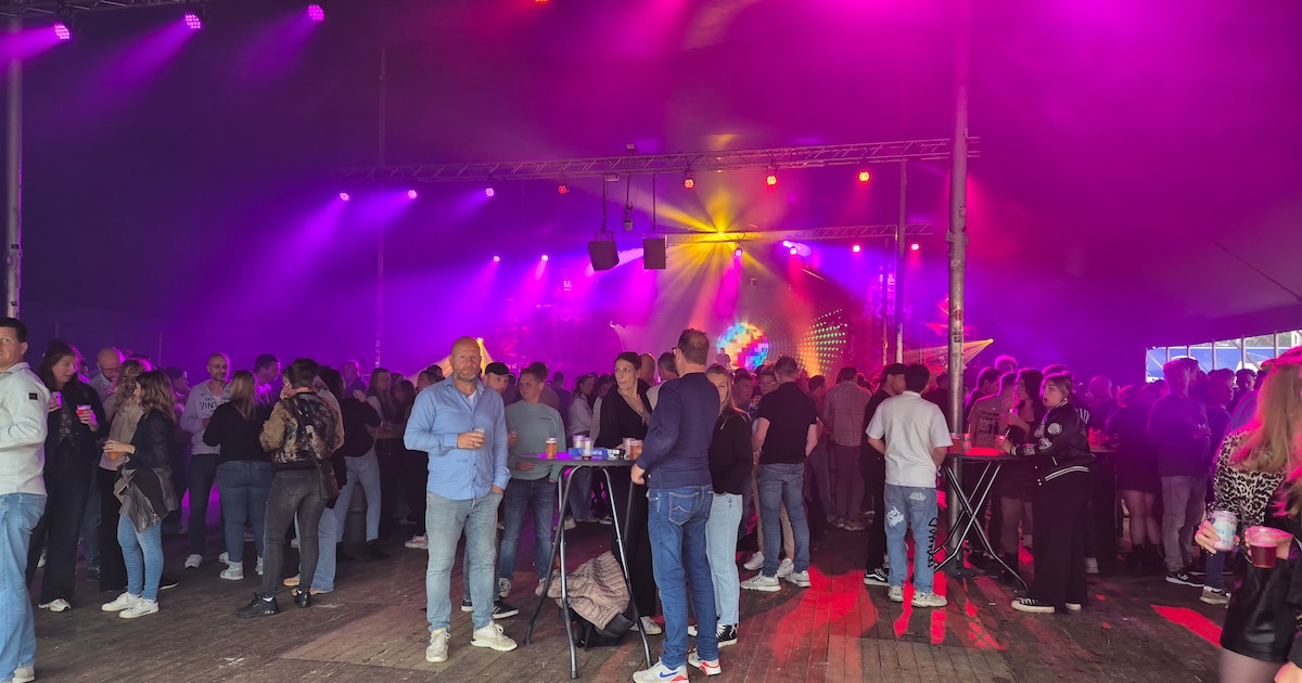 Rooi Live, genieten en even al je zorgen vergeten | Regio | BD.nl