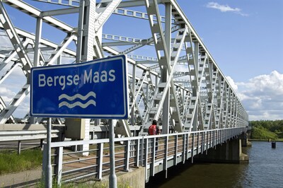 Geen nieuwe Keizersveerse brug voor 2031: files en sluipverkeer blijven de regio teisteren