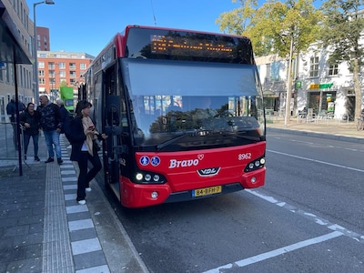 Nice! Arriva zet tijdens klûnen extra bussen in
