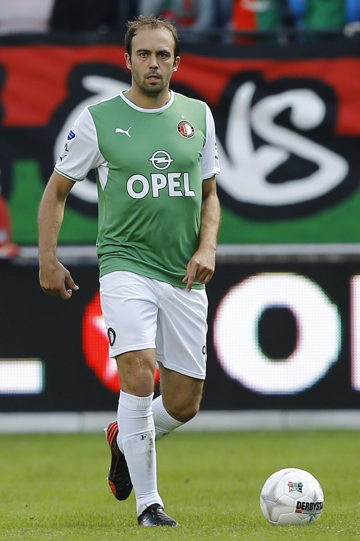Mathijsen weer in beeld bij Feyenoord: 'Ik heb en houd altijd hoop ...