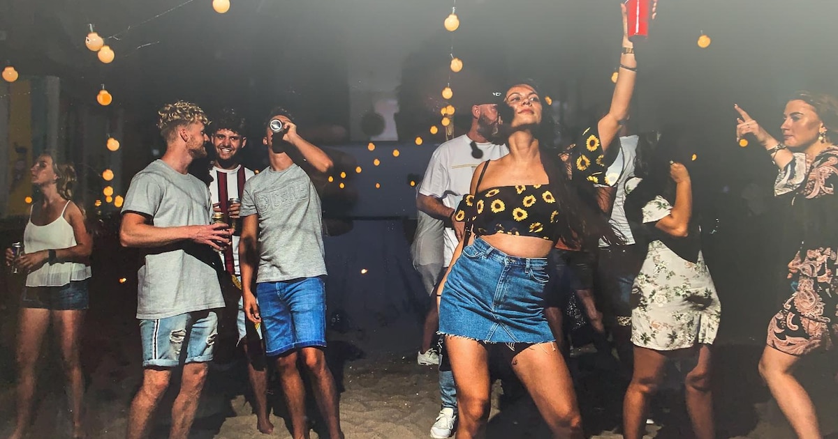 Opnieuw een grote illegale rave in het buitengebied: ‘Een kick om ...