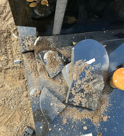 Familie doet oproep na vernielen graf Wendy, die bij bootbrand omkwam: ‘Laffe actie, dit is super pijnlijk’