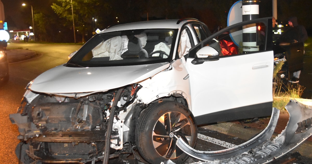 Bestuurder raakt gewond bij botsing in Zaltbommel, andere automobilist rijdt onder invloed van drugs.