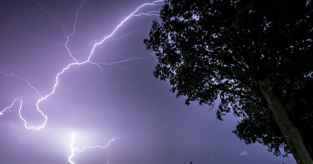Fors minder schade in Oirschot door noodweer vorig jaar, schadebedrag door bliksem naar hoogste nive